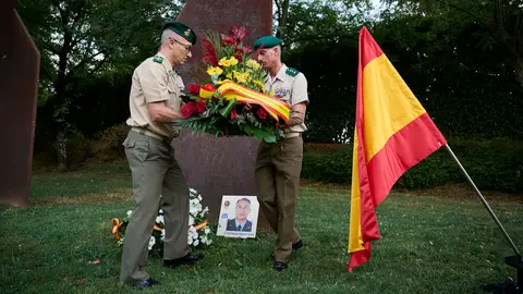 Homenaje organizado por Vecinos de Paz a Francisco Casanova, asesinado por ETA hace 26 a&ntilde;os. PABLO LASAOSA