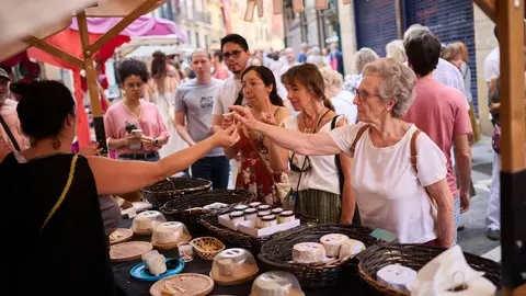 Gran Feria Medieval en las calles del Casco Antiguo de Pamplona. PABLO LASAOSA