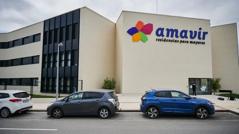 La presidenta de Navarra, Mar&iacute;a Chivite, participa en la inauguraci&oacute;n de la residencia 'Amavir Valle de Eg&uuml;&eacute;s'. PABLO LASAOSA