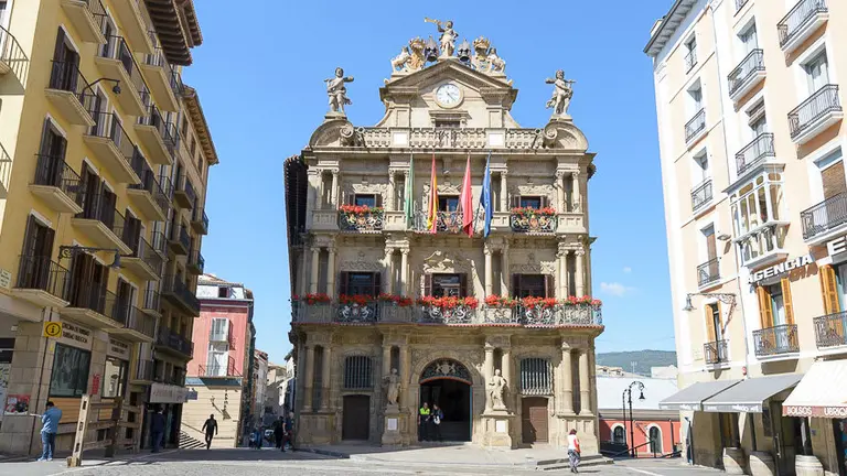 Fachada del Ayuntamiento de Pamplona. NAVARRA.COM
