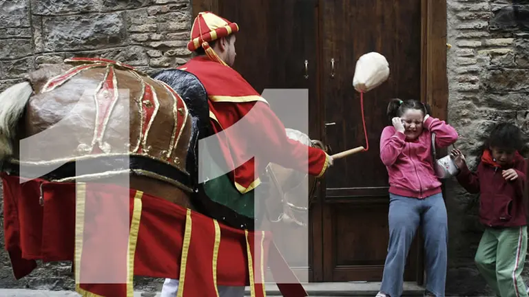 San Fermín 11 de julio. Comparsa de Gigantes y Cabezudos. REUTERS