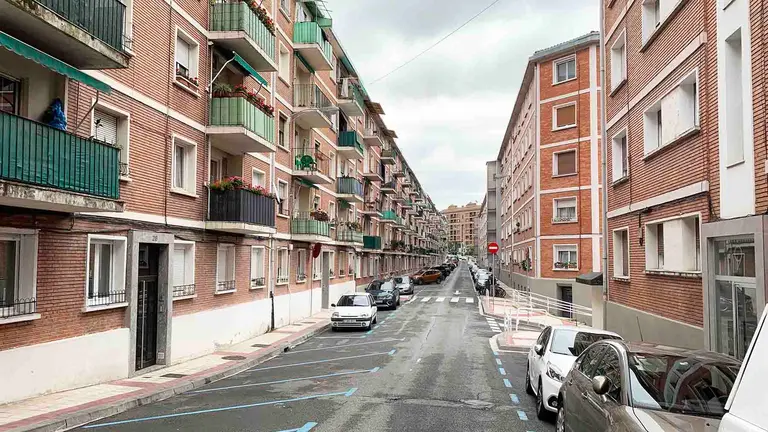 La calle Goroabe en el barrio de la Milagrosa en Pamplona. Navarra.com