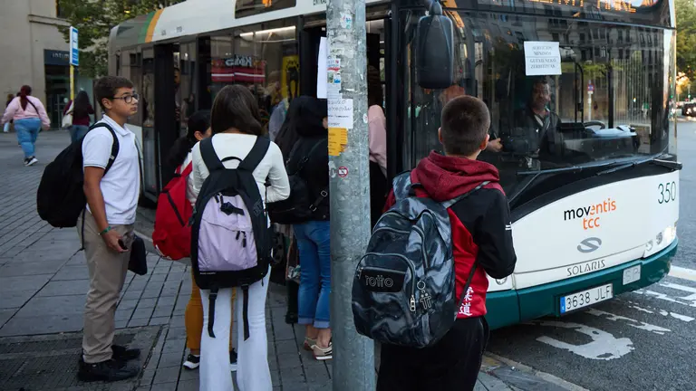 Nueva jornada de la huelga de villavesas en Pamplona. I&Ntilde;IGO ALZUGARAY