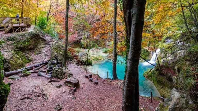 Nacedero del Urederra. Turismo Gobierno de Navarra