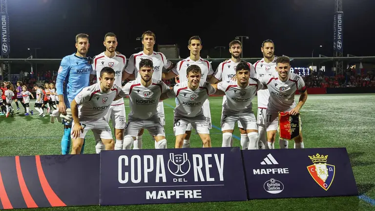 El renovado once titular de los rojillos ante el Sant Jordi en Mallorca. CA Osasuna.