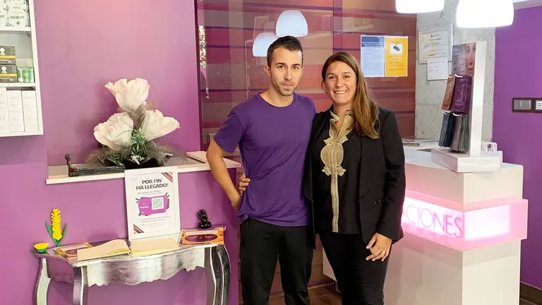 david y Mari Cruz en el centro de estética y bienestar Sensaciones en Pamplona. Navarra.com