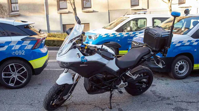 Imagen de archivo de motos de la Polic&iacute;a Municipal de Pamplona. PM