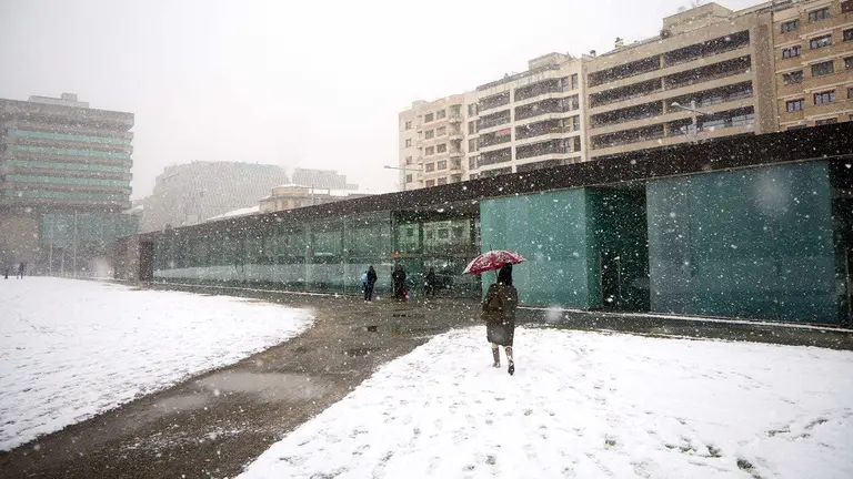 Nieve en Pamplona. I&Ntilde;IGO ALZUGARAY