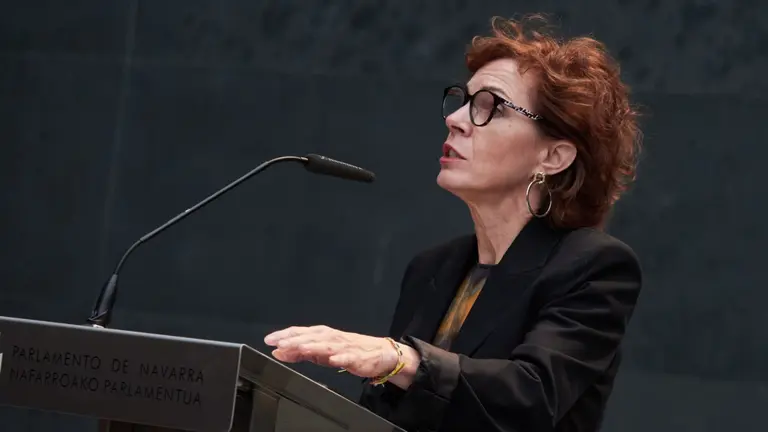 La parlamentaria de UPN Cristina López realiza declaraciones en el Legislativo foral.  EDUARDO SANZ-EUROPA PRESS