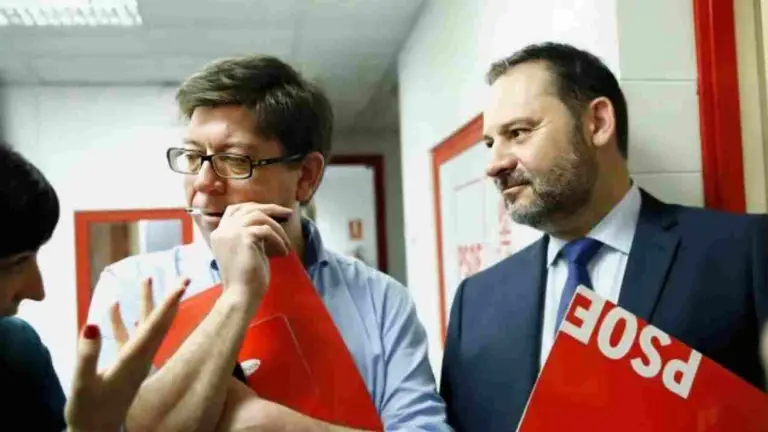 Paco Salazar y José Luis Ábalos. OK DIARIO