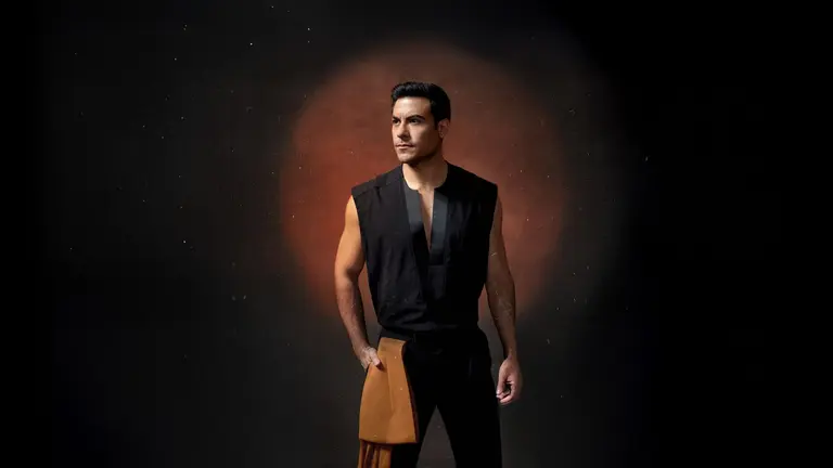 Carlos Rivera. LIVE NATION