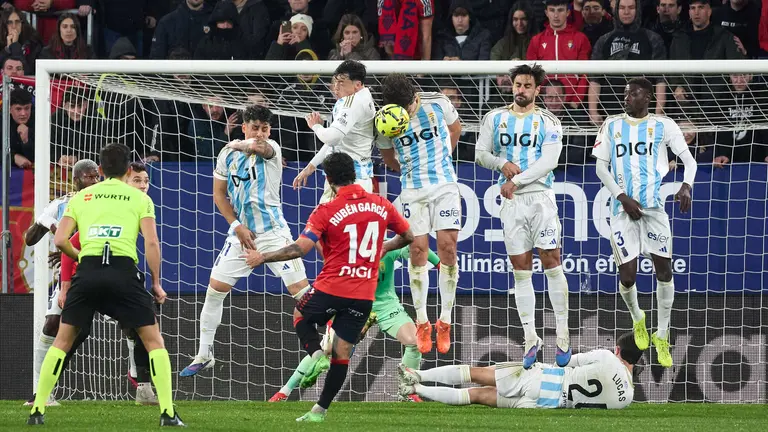 Partido de La Liga EA Sports entre CA Osasuna y Real Oviedo disputado en el estadio de El Sadar en Pamplona. I&Ntilde;IGO ALZUGARAY