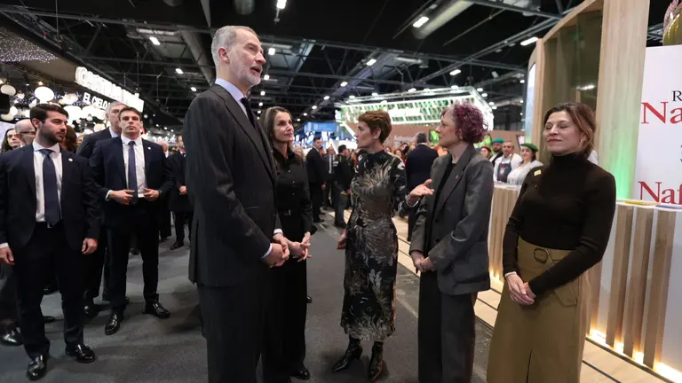 Los Reyes Felipe VI y Letizia visitan el stand de Navarra en FITUR. GOBIERNO DE NAVARRA