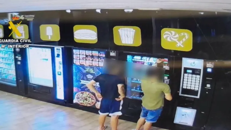 Imagen de los menores imputados en la operaci&oacute;n. GUARDIA CIVIL