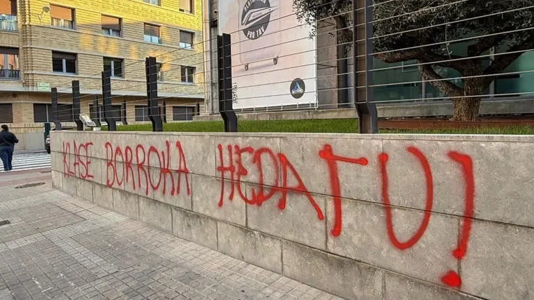 Pintadas aparecidas en la CEN. UPN