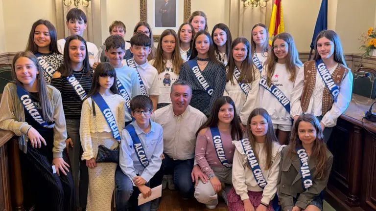 Los ni&ntilde;os fueron los protagonistas de las fiestas de la juventud. AYUNTAMIENTO DE ARGUEDAS