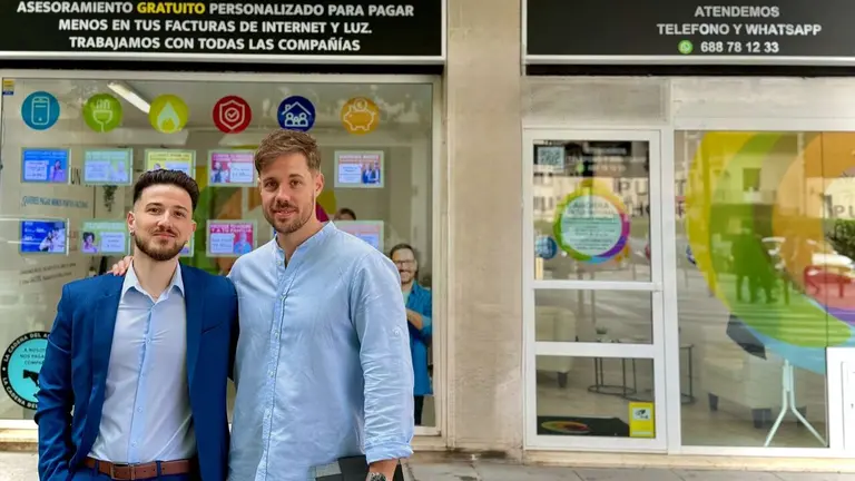 La asociaci&oacute;n &Aacute;rea Comercial Ensanche - Lezkairu - Ripagaina colabora con Punto Ahorro. CEDIDA