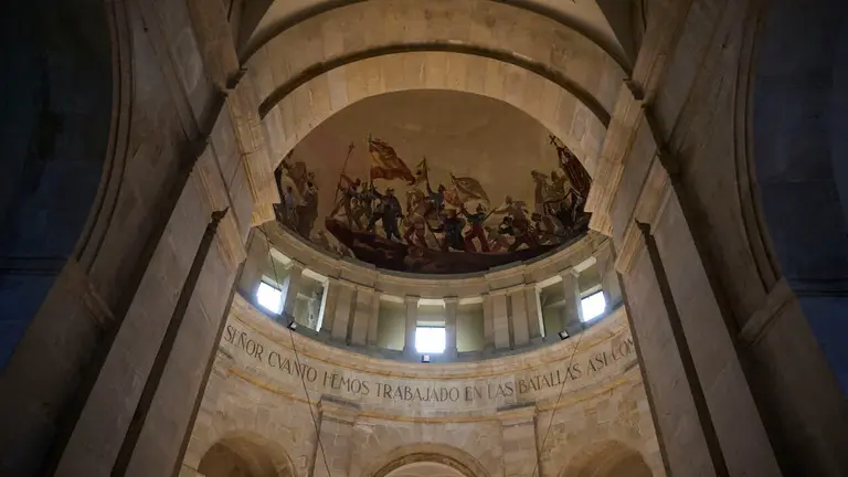 La Gerencia y la Comisi&oacute;n de Urbanismo visitan el Monumento a los Ca&iacute;dos. PABLO LASAOSA