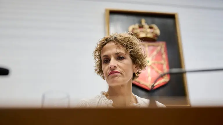 Comparecencia de Mar&iacute;a Chivite, presidenta del Ejecutivo foral durante la comisi&oacute;n de investigaci&oacute;n del Parlamento de Navarra sobre licitaci&oacute;n y adjudicaci&oacute;n de obras p&uacute;blicas del Gobierno de Navarra. PABLO LASAOSA