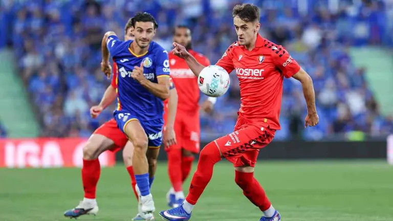 Aimar Oroz en el Getafe Osasuna en el Coliseum. OSASUNA