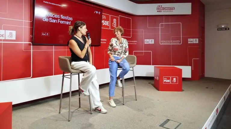 Imagen del aperitivo presanferminero organizado por la Agrupaci&oacute;n del PSN de Pamplona. EUROPA PRESS