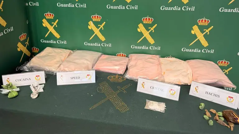 M&aacute;s de 11 kilos de speed y dos detenidos: el golpe de Guardia Civil contra la droga antes de San Ferm&iacute;n. GUARDIA CIVIL