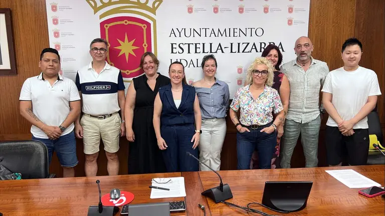 Reconocimiento a los hosteleros en el Ayuntamiento de Estella. CEDIDA