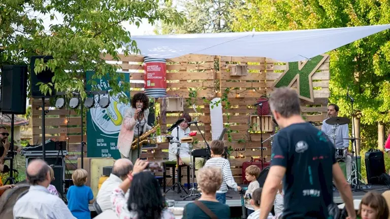 Imagen de la Feria Navarra Ecol&oacute;gica que acoge el Parque de los Sentidos de No&aacute;in. CPAEN