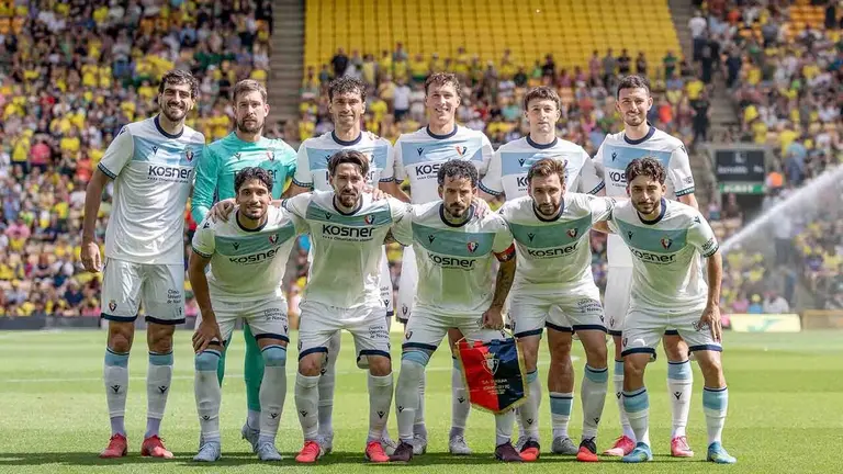 Once titular de Osasuna ante el Norwich City. CA OSASUNA