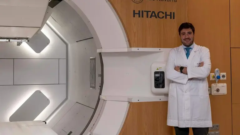 El Dr. Enrique Amaya, especialista de la Unidad de Protonterapia del Cancer Center Cl&iacute;nica Universidad de Navarra. CEDIDA