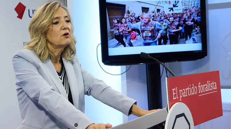 La presidenta de UPN, Cristina Ibarrola, presenta las enmiendas de la formaci&oacute;n regionalista al proyecto de ley foral de reconocimiento y reparaci&oacute;n de las v&iacute;ctimas del terrorismo. I&Ntilde;IGO ALZUGARAY