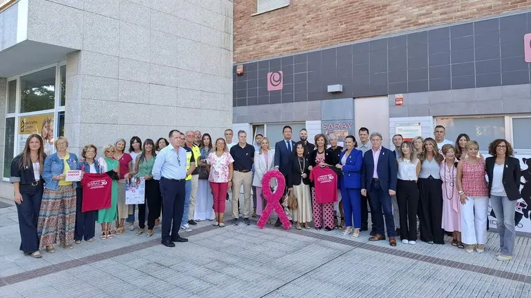 Presentaci&oacute;n de la XV Carrera Solidaria Saray contra el C&aacute;ncer de Mama. EUROPA PRESS