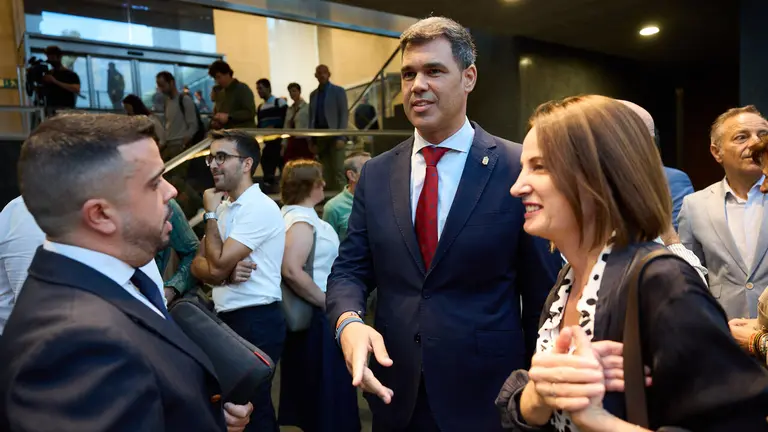 Debate sobre el estado de la Comunidad Foral en el Parlamento de Navarra. NAVARRA.COM
