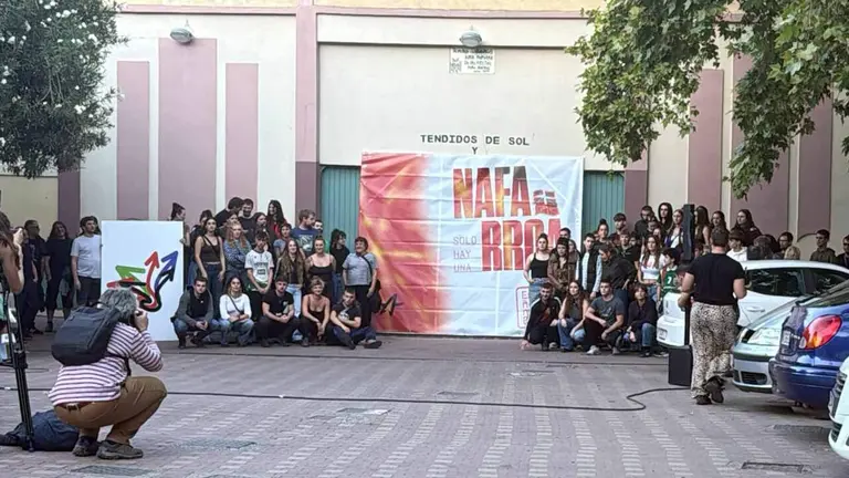 Ernai ha fracasado en Tudela tras reunir a unas 50 personas junto a la plaza de toros y suspender su manifestaci&oacute;n por falta de asistentes.
