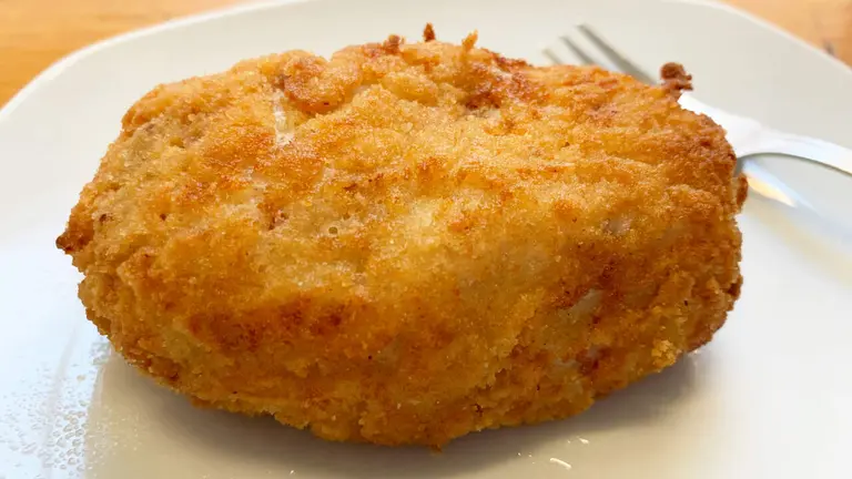 La espectacular croqueta de jam&oacute;n del bar Ary en Pamplona. Navarra.com