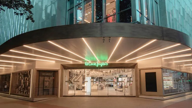 Imagen de archivo de un centro de El Corte Ingl&eacute;s. CEDIDA