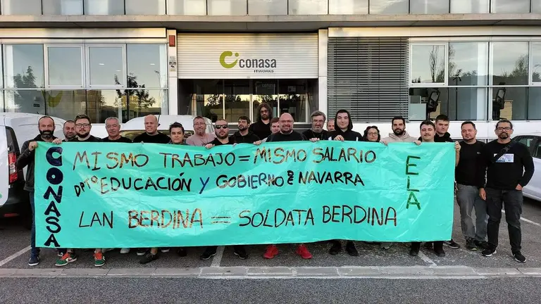 Concentraci&oacute;n de los trabajadores de CONASA. CEDIDA