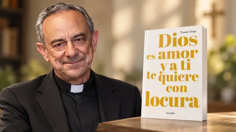 El sacerdote Tom&aacute;s Trigo y el libro Dios es amor y a ti te quiere con locura.