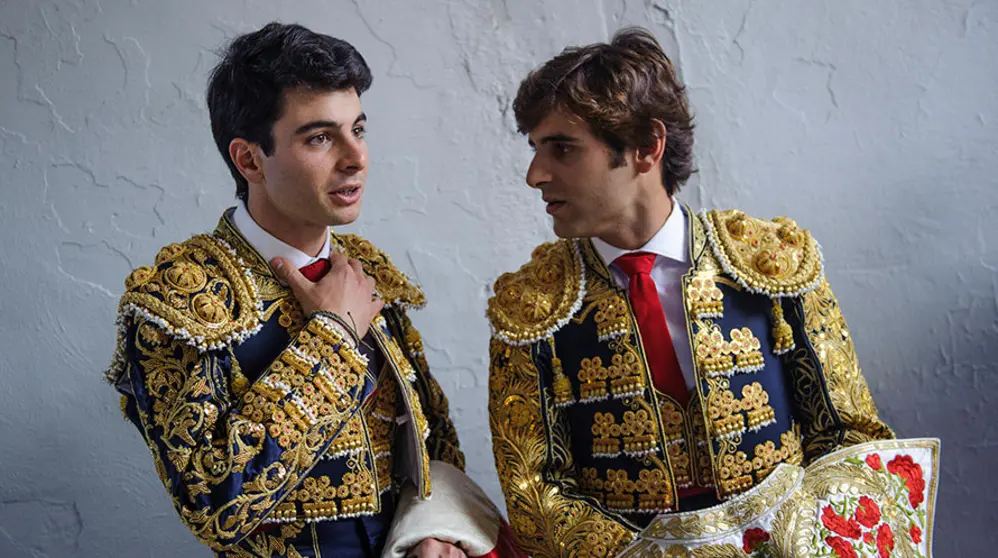 Novillada con astados de El Parralejo para Javier Mar&iacute;n, Jesus Colombo y To&ntilde;ete. MIGUEL OS&Eacute;S_1