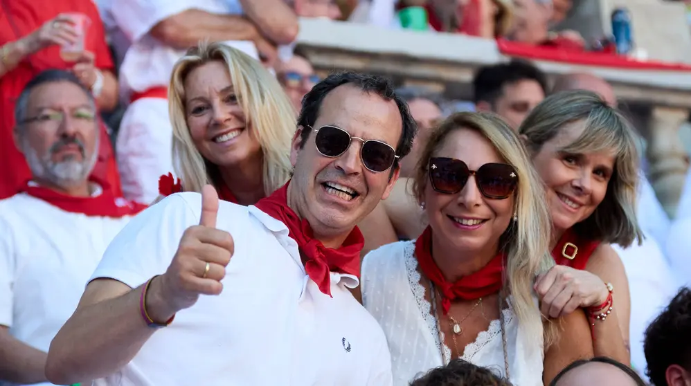 Los tendidos de la plaza de Toros de Pamplona durante la cuarta corrida de la Feria del Toro de San Ferm&iacute;n 2024 con toros de Fuente Ymbro para Miguel &Aacute;ngel Perera, Roca Rey y Tom&aacute;s Rufo. I&Ntilde;IGO ALZUGARAY