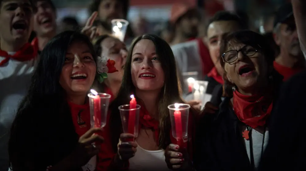 Pobre de mí en la Plaza del Ayuntamiento de Pamplona con el que finalizan los nueve días de las Fiestas de San Fermín 2024. IÑIGO ALZUGARAY
