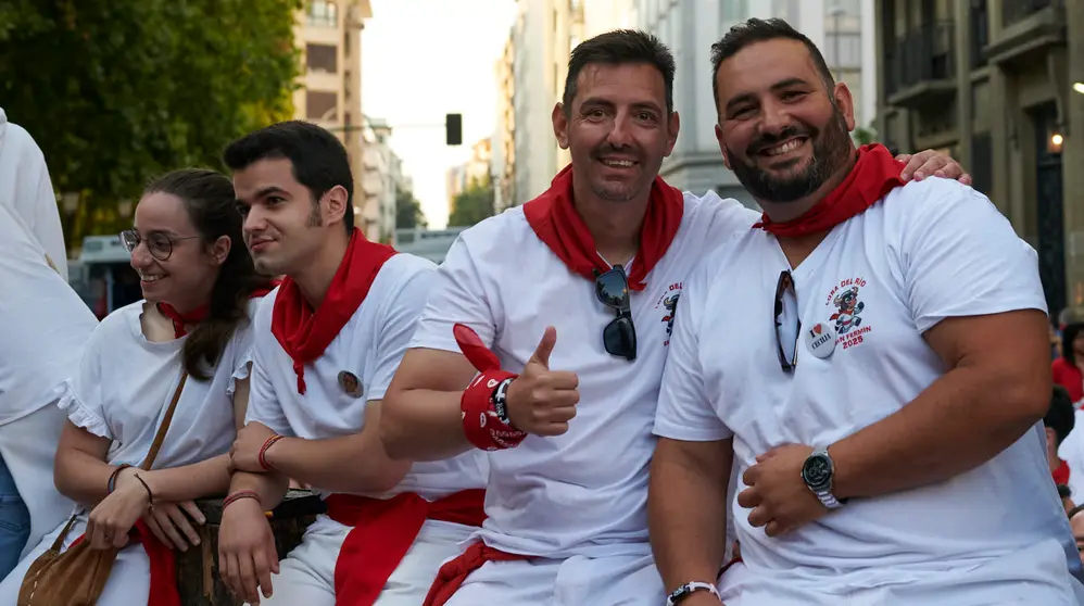 Ambiente en el séptimo encierro de San Fermín 2025. IRANZU LARRASOAÑA