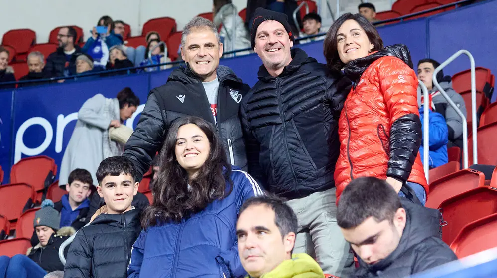 La grada del estadio de El Sadar durante el partido de La Liga EA Sports entre CA Osasuna y Deportivo Alav&eacute;s disputado en Pamplona. I&Ntilde;IGO ALZUGARAY