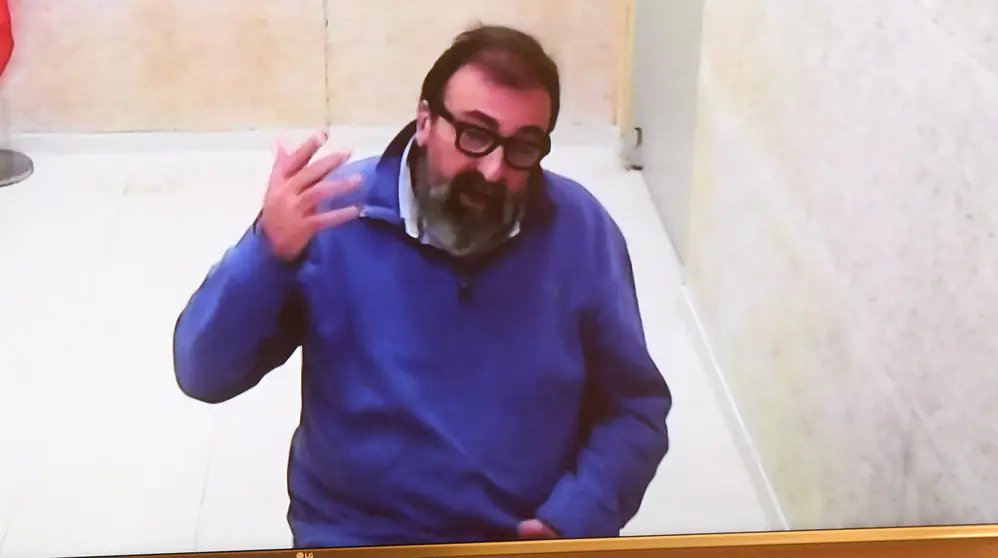 Comisi&oacute;n de investigaci&oacute;n sobre licitaci&oacute;n y adjudicaci&oacute;n de obras p&uacute;blicas del Gobierno de Navarra con la comparecencia de Koldo Garc&iacute;a por videoconferencia desde la prisi&oacute;n de Soto del Real. I&Ntilde;IGO ALZUGARAY
