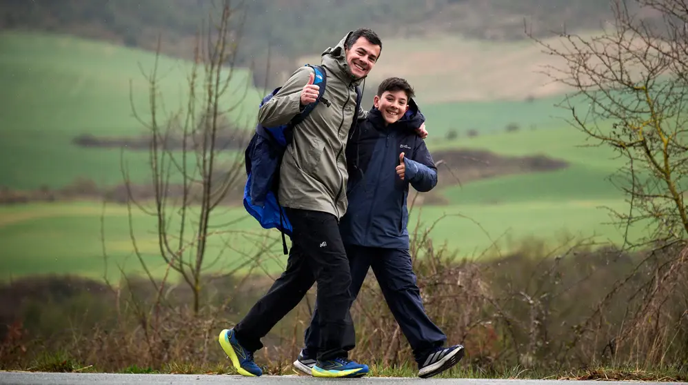 Miles de personas peregrinan a Javier durante la segunda Javierada de 2026. PABLO LASAOSA