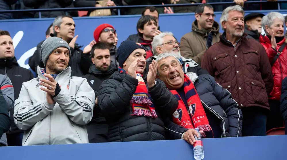 La grada del estadio de El Sadar durante el partido de La Liga EA Sports entre CA Osasuna y Real Betis disputado en Pamplona. I&Ntilde;IGO ALZUGARAY