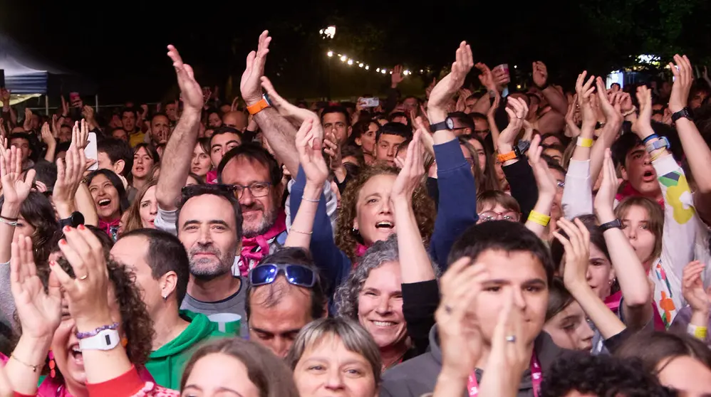 Festival En Vivo en la Ciudadela de Pamplona. I&Ntilde;IGO ALZUGARAY