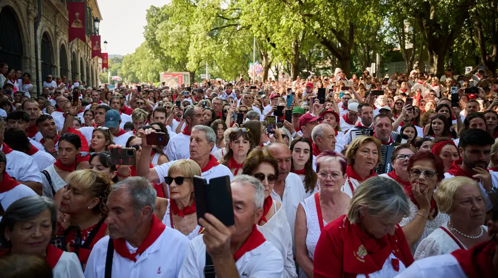 San Ferm&iacute;n recorre las calles de Pamplona en honor a sus fiestas durante 2026. PABLO LASAOSA