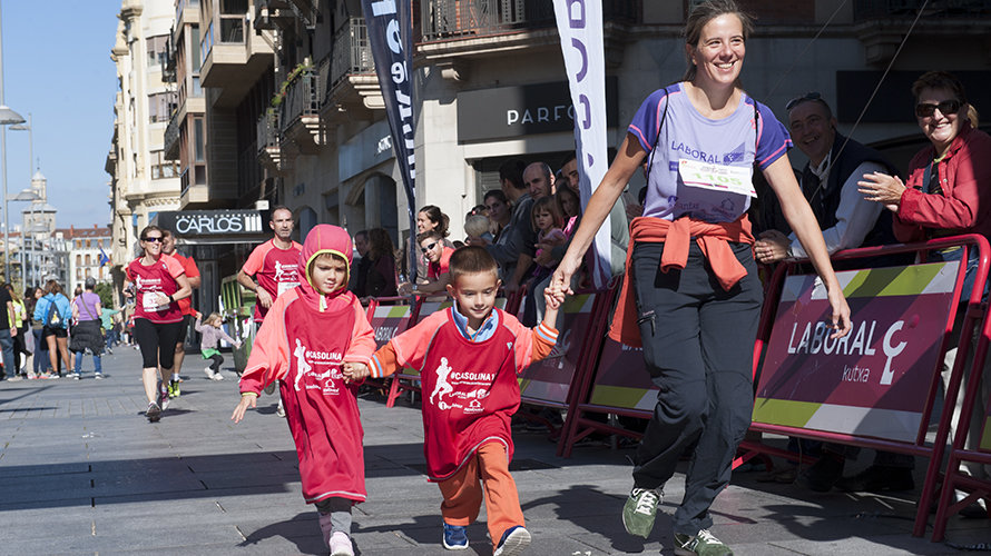 Domingo solidario que reune a cientos de corredores para recaudar fondos para ANFAS. MIGUEL OSÉS