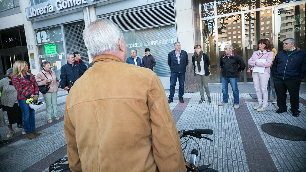 'Sois una mafia y estas obras son una auténtica vergüenza': vecinos de Pío XII se rebelan contra Asirón